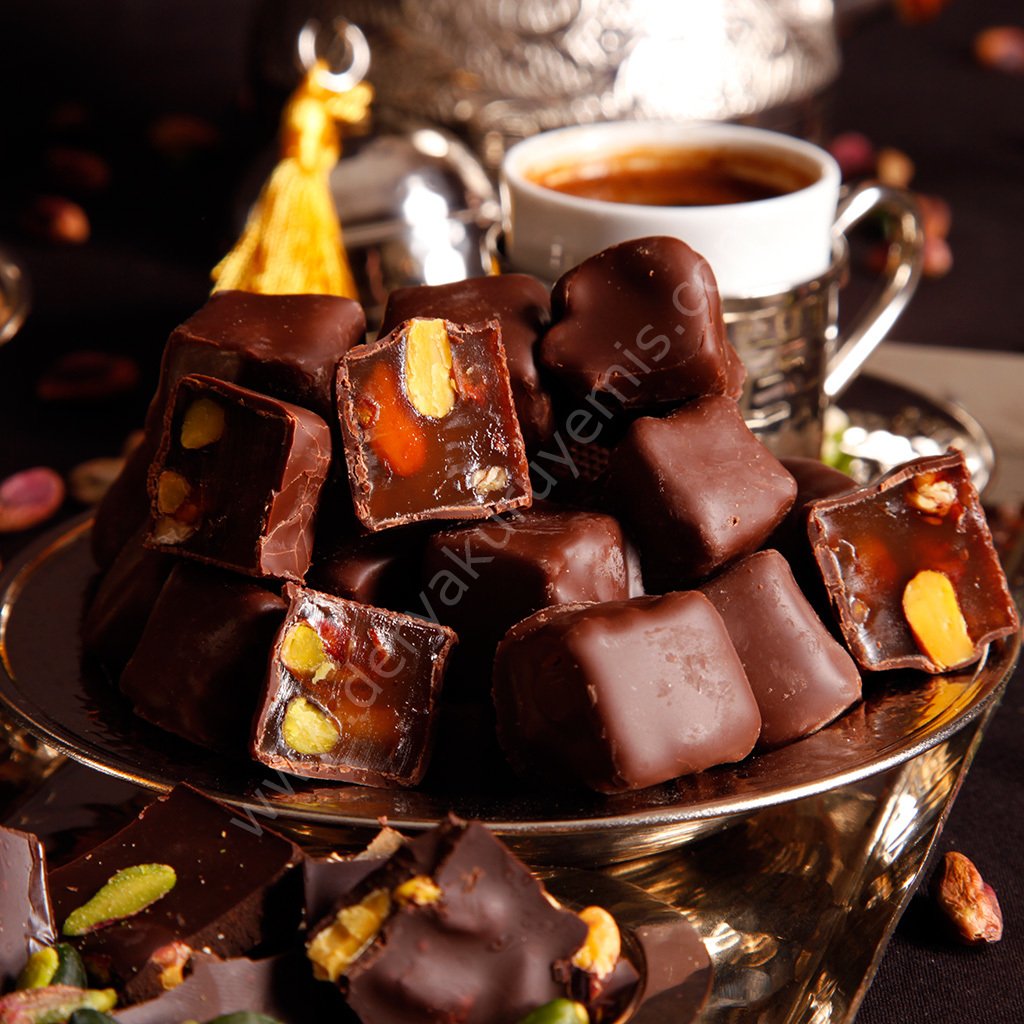 Çikolatalı Kavrulmuş Antep Fıstlıklı Duble Lokum